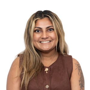 Yashi Phougat, Analyst